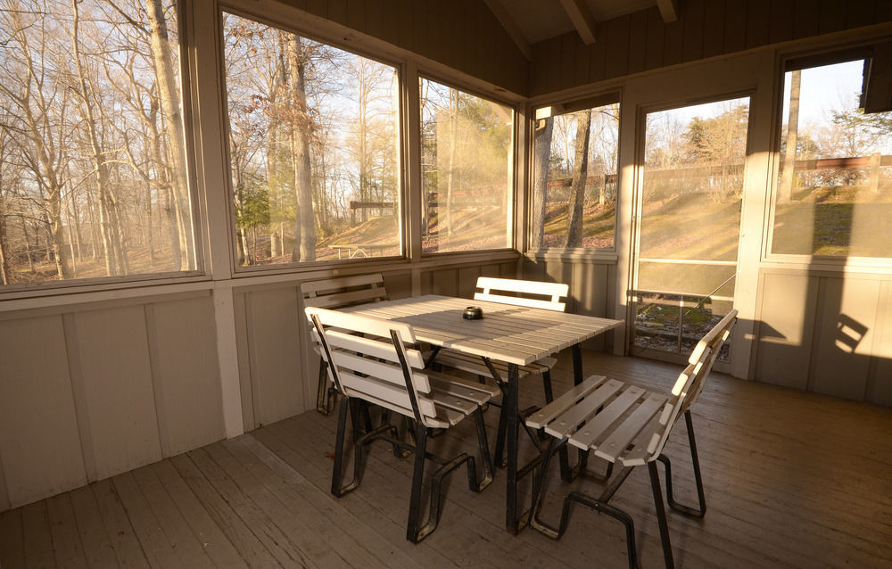 Lake Cumberland State Resort Park Jamestown エクステリア 写真