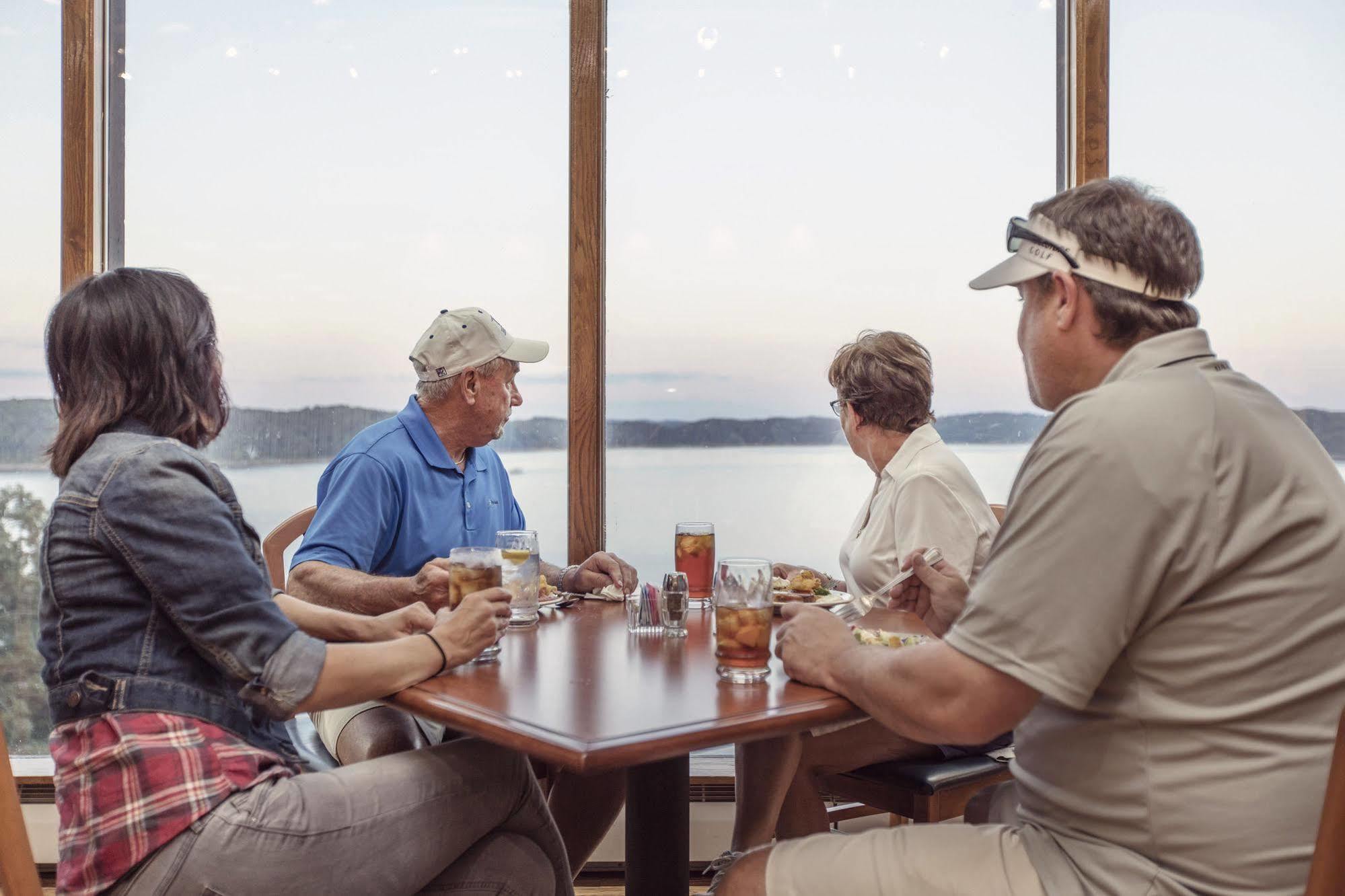 Lake Cumberland State Resort Park Jamestown エクステリア 写真