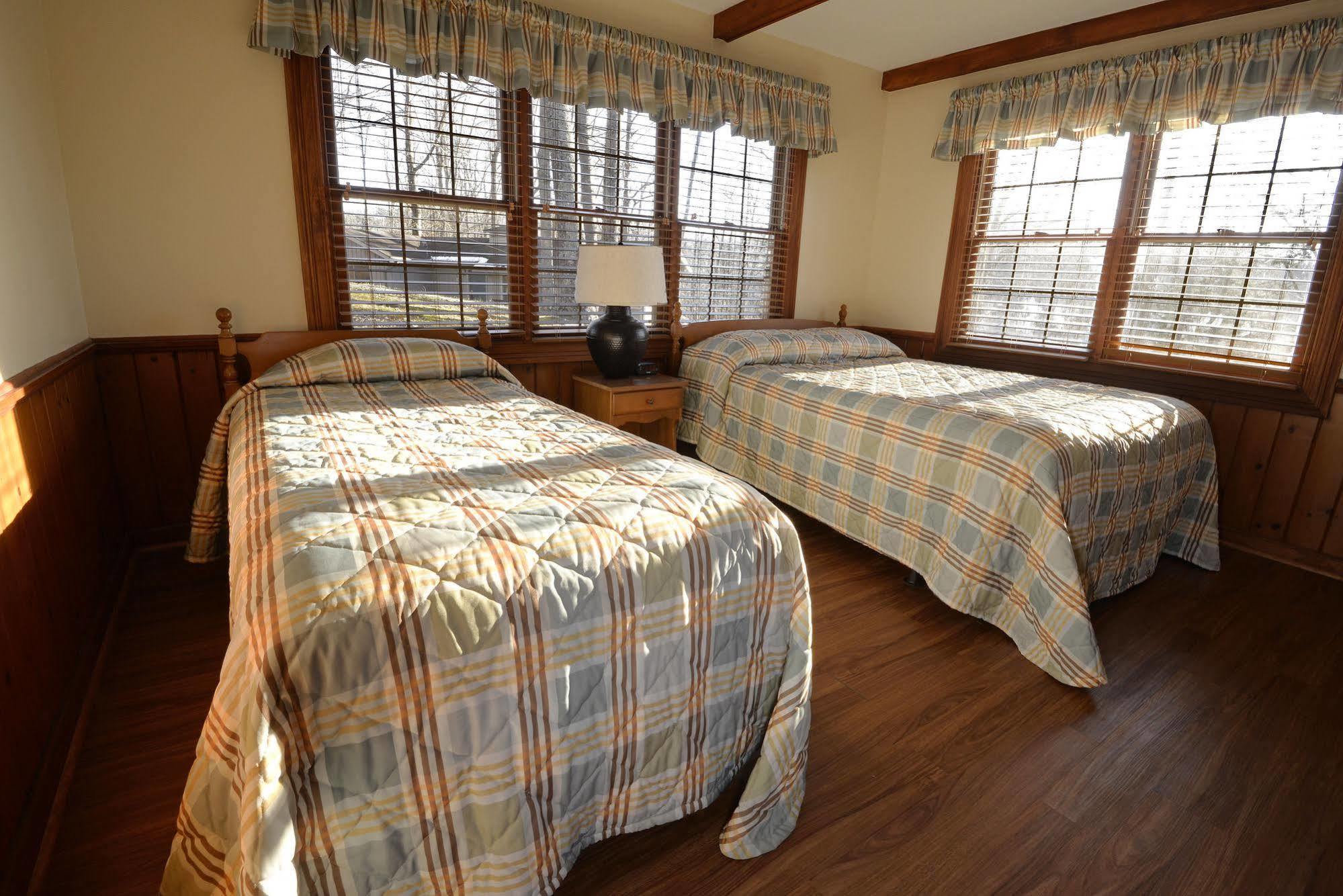 Lake Cumberland State Resort Park Jamestown エクステリア 写真