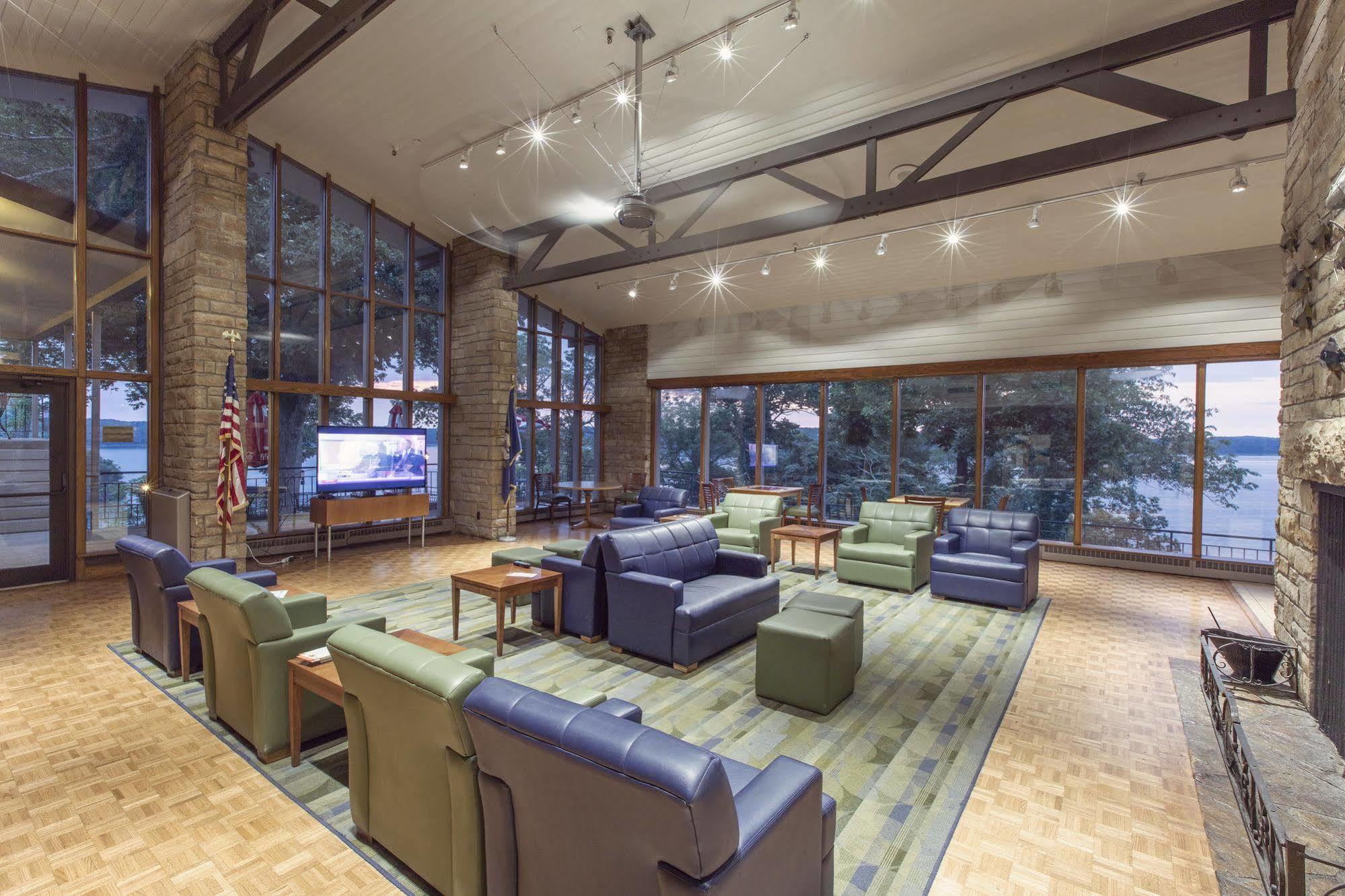 Lake Cumberland State Resort Park Jamestown エクステリア 写真